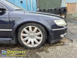 Gebruikte Scherm rechts-voor Volkswagen Phaeton (3D) 6.0 W12 48V 4Motion Lang Prijs € 89,99 Margeregeling aangeboden door Autodemontagebedrijf De Ooyevaar