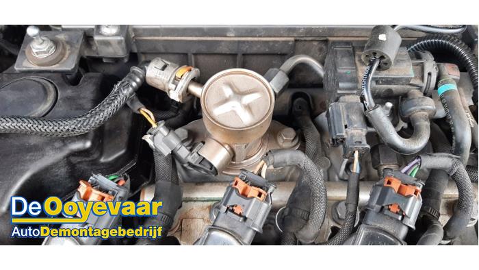 Motor van een Opel Grandland (X) 1.2 Turbo 12V 2018