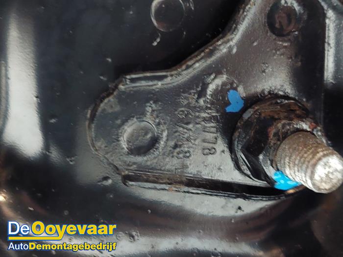 Subframe van een Peugeot 108 1.0 12V 2019