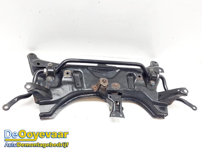 Subframe van een Peugeot 108 1.0 12V 2019