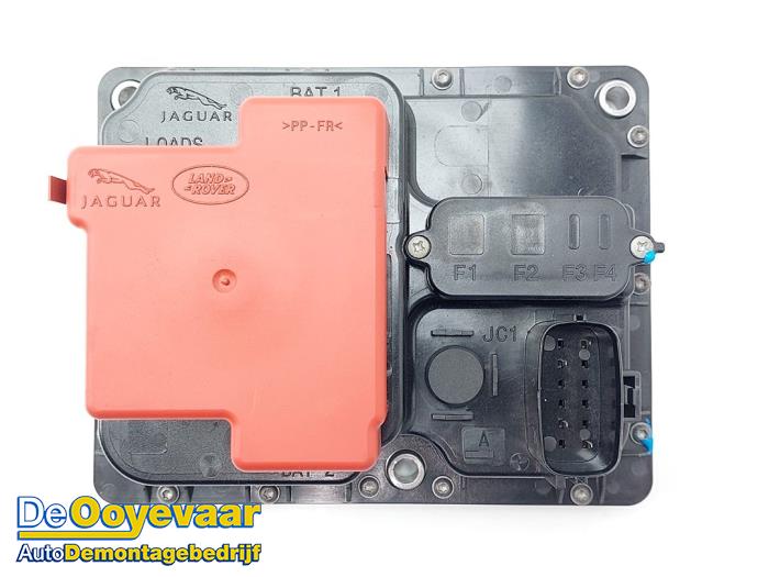 Accu controle module van een Jaguar F-Pace 2.0 P400e 16V AWD 2022