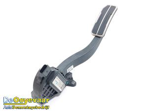 Gebruikte Gaspedaal Jaguar F-Pace 2.0 P400e 16V AWD Prijs € 59,99 Margeregeling aangeboden door Autodemontagebedrijf De Ooyevaar