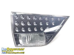 Gebruikte Achterlicht links Mitsubishi Outlander (CW) 2.2 DI-D 16V 4x4 Prijs € 75,00 Margeregeling aangeboden door Autodemontagebedrijf De Ooyevaar