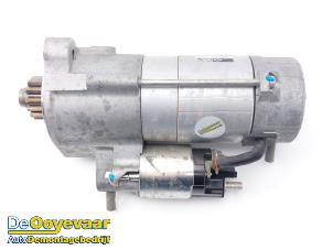 Gebruikte Startmotor Jaguar F-Pace 2.0 P400e 16V AWD Prijs € 79,99 Margeregeling aangeboden door Autodemontagebedrijf De Ooyevaar