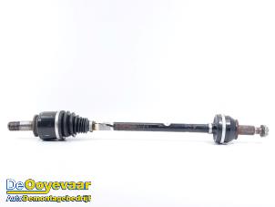 Gebruikte Steekas rechts-achter Landrover Range Rover Sport (LW) 3.0 SDV6 Prijs € 119,99 Margeregeling aangeboden door Autodemontagebedrijf De Ooyevaar