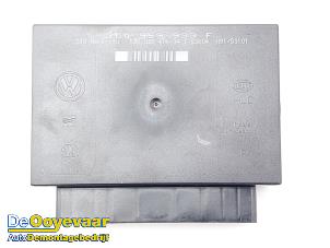 Gebruikte Sam module Volkswagen Phaeton (3D) 6.0 W12 48V 4Motion Lang Prijs € 39,99 Margeregeling aangeboden door Autodemontagebedrijf De Ooyevaar