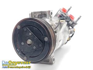 Gebruikte Aircopomp Volvo XC40 (XZ) 2.0 D3 16V Prijs € 159,99 Margeregeling aangeboden door Autodemontagebedrijf De Ooyevaar