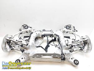 Gebruikte Subframe Landrover Range Rover Sport (L1) 3.0 V6 P460e Prijs € 1.399,99 Margeregeling aangeboden door Autodemontagebedrijf De Ooyevaar