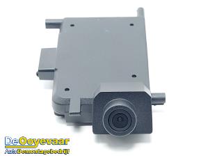 Gebruikte Camera voorzijde Lynk &amp; Co 01 1.5 PHEV Prijs € 145,00 Margeregeling aangeboden door Autodemontagebedrijf De Ooyevaar