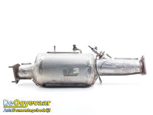 Gebruikte Roetfilter Iveco New Daily VI 33S14, 35C14, 35S14 Prijs € 565,00 Margeregeling aangeboden door Autodemontagebedrijf De Ooyevaar