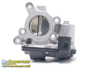 Gebruikte Gasklephuis Ford Puma 1.0 Ti-VCT EcoBoost mHEV 12V Prijs € 25,00 Margeregeling aangeboden door Autodemontagebedrijf De Ooyevaar