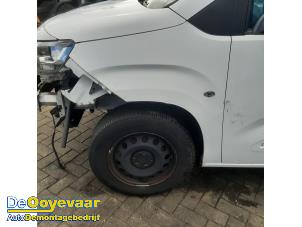 Gebruikte Scherm links-voor Citroen Berlingo 1.6 BlueHDI 75 Prijs € 125,00 Margeregeling aangeboden door Autodemontagebedrijf De Ooyevaar