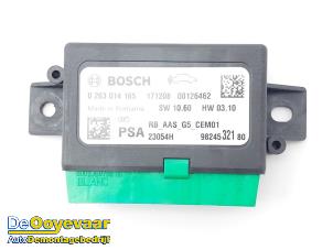 Gebruikte Module PDC Peugeot 2008 (CU) 1.2 12V e-THP PureTech 110 Prijs € 9,99 Margeregeling aangeboden door Autodemontagebedrijf De Ooyevaar