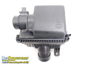 Gebruikte Luchtfilterhuis Hyundai i30 Wagon (PDEF5) 1.0 T-GDI 12V Hybrid 48V Prijs € 49,99 Margeregeling aangeboden door Autodemontagebedrijf De Ooyevaar