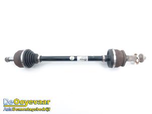 Gebruikte Aandrijfas links-achter Volvo XC90 II 2.0 T8 16V Twin Engine AWD Prijs € 149,99 Margeregeling aangeboden door Autodemontagebedrijf De Ooyevaar