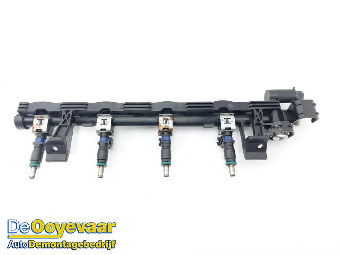 Gebruikte Galerij (Injectie) Ford Ka+ 1.2 Ti-VCT Prijs € 149,99 Margeregeling aangeboden door Autodemontagebedrijf De Ooyevaar