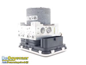 Gebruikte ABS Pomp Hyundai Kona (OS) 1.6 T-GDI 16V AWD Prijs € 169,99 Margeregeling aangeboden door Autodemontagebedrijf De Ooyevaar