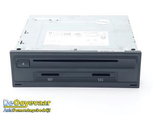 Gebruikte Multi Media Regelunit Volkswagen Polo VI (AW1) 1.0 MPI 12V Prijs € 599,99 Margeregeling aangeboden door Autodemontagebedrijf De Ooyevaar