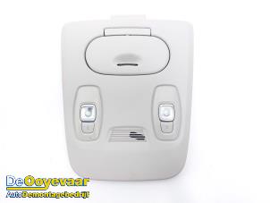 Gebruikte Binnenverlichting voor Renault Grand Scénic IV (RFAR) 1.5 Energy dCi 110 Prijs € 29,99 Margeregeling aangeboden door Autodemontagebedrijf De Ooyevaar