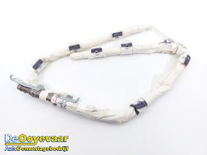 Gebruikte Hemel airbag rechts Renault Grand Scénic IV (RFAR) 1.5 Energy dCi 110 Prijs € 129,99 Margeregeling aangeboden door Autodemontagebedrijf De Ooyevaar