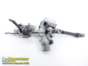 Gebruikte Servo Elektrisch Hyundai i30 Wagon (PDEF5) 1.0 T-GDI 12V Hybrid 48V Prijs € 325,00 Margeregeling aangeboden door Autodemontagebedrijf De Ooyevaar