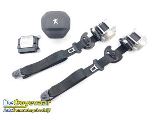 Gebruikte Module + Airbag Set Peugeot Partner (EA//EF/EN/EU) 1.5 BlueHDi 100 Prijs € 699,99 Margeregeling aangeboden door Autodemontagebedrijf De Ooyevaar