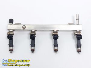 Gebruikte Injector brug Opel Corsa E 1.4 16V Prijs € 29,99 Margeregeling aangeboden door Autodemontagebedrijf De Ooyevaar