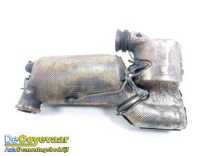 Gebruikte Roetfilter Mercedes E (W213) E-200d 2.0 Turbo 16V Prijs € 749,99 Margeregeling aangeboden door Autodemontagebedrijf De Ooyevaar