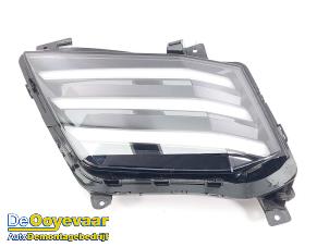 Gebruikte Dagrijverlichting links Peugeot 208 II (UB/UH/UP) 1.2 Vti 12V PureTech 75 Prijs € 149,99 Margeregeling aangeboden door Autodemontagebedrijf De Ooyevaar