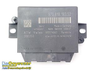 Gebruikte PDC Module Porsche Panamera (970) 3.0 V6 24V S E-Hybrid Prijs € 69,99 Margeregeling aangeboden door Autodemontagebedrijf De Ooyevaar