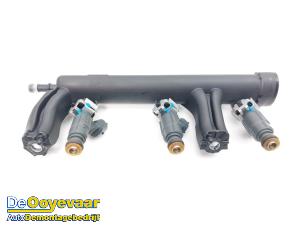 Gebruikte Injector brug Citroen C3 (SX/SW) 1.2 Vti 12V PureTech Prijs € 29,99 Margeregeling aangeboden door Autodemontagebedrijf De Ooyevaar