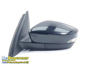 Gebruikte Buitenspiegel links Skoda Rapid Spaceback 1.4 TDI 12V Prijs € 75,00 Margeregeling aangeboden door Autodemontagebedrijf De Ooyevaar