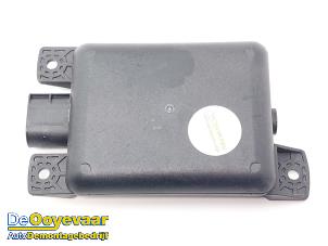 Gebruikte Dode hoek sensor Seat Arona (KJX) 1.0 TSI 12V Prijs € 59,99 Margeregeling aangeboden door Autodemontagebedrijf De Ooyevaar