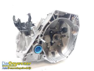 Gebruikte Versnellingsbak Nissan Micra (K14) 1.0 IG-T 100 Prijs € 299,99 Margeregeling aangeboden door Autodemontagebedrijf De Ooyevaar