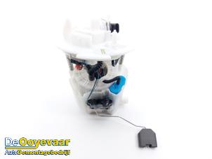 Gebruikte Tank element Pomp Mercedes GLC AMG (X253) 3.0 43 AMG V6 Turbo 4-Matic Prijs € 49,99 Margeregeling aangeboden door Autodemontagebedrijf De Ooyevaar