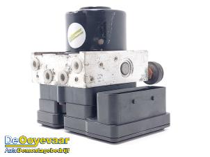 Gebruikte ABS Pomp Suzuki Swift (ZA/ZC/ZD1/2/3/9) 1.3 VVT 16V Prijs € 149,99 Margeregeling aangeboden door Autodemontagebedrijf De Ooyevaar