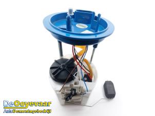 Gebruikte Tank element Pomp Skoda Kamiq 1.0 TSI 12V Prijs € 35,00 Margeregeling aangeboden door Autodemontagebedrijf De Ooyevaar