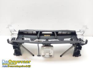 Gebruikte Voorfront Mercedes GLC AMG (X253) 3.0 43 AMG V6 Turbo 4-Matic Prijs € 249,99 Margeregeling aangeboden door Autodemontagebedrijf De Ooyevaar