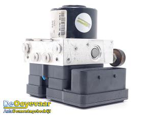 Gebruikte ABS Pomp Suzuki Swift (ZA/ZC/ZD1/2/3/9) 1.3 VVT 16V Prijs € 149,99 Margeregeling aangeboden door Autodemontagebedrijf De Ooyevaar