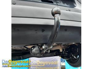 Gebruikte Trekhaak Citroen C4 Cactus (0B/0P) 1.2 PureTech 82 12V Prijs € 125,00 Margeregeling aangeboden door Autodemontagebedrijf De Ooyevaar