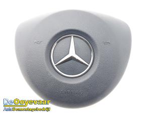Gebruikte Airbag links (Stuur) Mercedes GLC (X253) 2.0 260 16V 4-Matic Prijs € 279,99 Margeregeling aangeboden door Autodemontagebedrijf De Ooyevaar