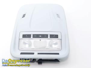 Gebruikte Binnenverlichting voor Opel Grandland (X) 1.2 Turbo 12V Prijs € 19,99 Margeregeling aangeboden door Autodemontagebedrijf De Ooyevaar