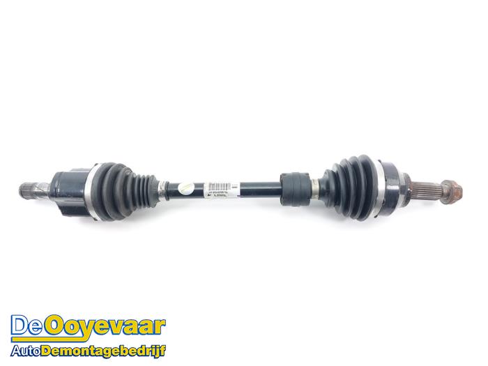 Gebruikte Aandrijfas links-voor Mini Countryman (R60) 1.6 16V One Prijs € 99,99 Margeregeling aangeboden door Autodemontagebedrijf De Ooyevaar