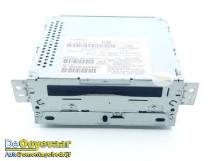 Gebruikte Regelunit Multi Media Jaguar XK Convertible 5.0 XKR-S V8 32V Prijs € 75,00 Margeregeling aangeboden door Autodemontagebedrijf De Ooyevaar