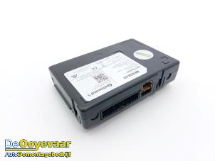Gebruikte Emergency module Renault Megane IV (RFBB) 1.6 GT Energy TCe 205 EDC Prijs € 15,00 Margeregeling aangeboden door Autodemontagebedrijf De Ooyevaar