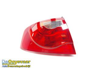 Gebruikte Achterlicht links Seat Exeo (3R2) 1.8 T 20V Prijs € 75,00 Margeregeling aangeboden door Autodemontagebedrijf De Ooyevaar