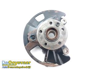 Gebruikte Fusee rechts-voor MAN TGE 2.0 TDI Prijs € 169,99 Margeregeling aangeboden door Autodemontagebedrijf De Ooyevaar