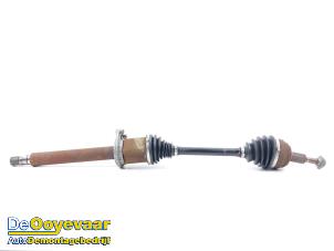 Gebruikte Aandrijfas rechts-voor MAN TGE 2.0 TDI Prijs € 385,00 Margeregeling aangeboden door Autodemontagebedrijf De Ooyevaar