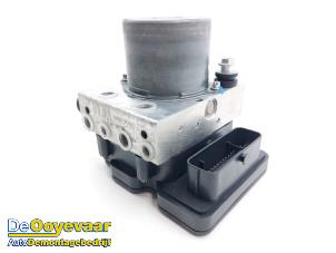 Gebruikte ABS Pomp MAN TGE 2.0 TDI Prijs € 119,99 Margeregeling aangeboden door Autodemontagebedrijf De Ooyevaar