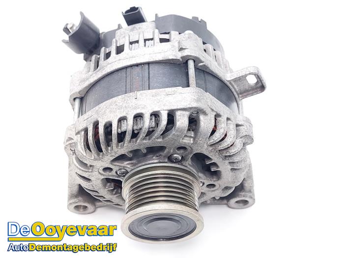 Dynamo van een Peugeot Partner (EA//EF/EN/EU) 1.5 BlueHDi 100 2023